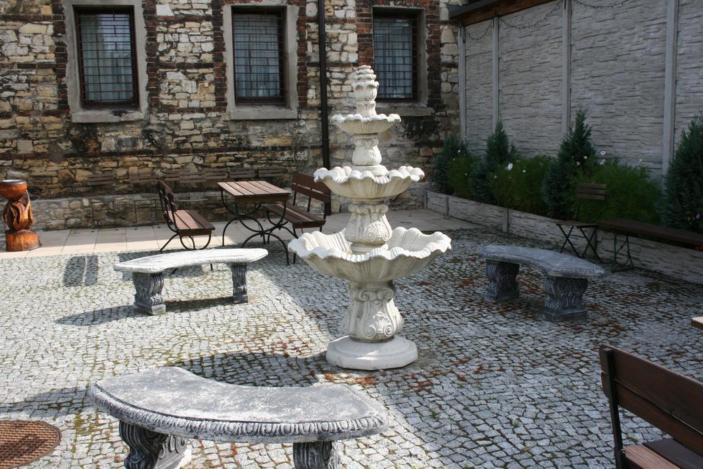 Hotel Komfort Inn - Dwór Hubertus Piekary Śląskie Eksteriør bilde