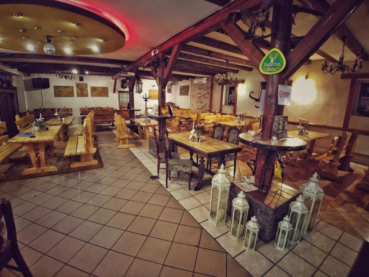 Hotel Komfort Inn - Dwór Hubertus Piekary Śląskie Eksteriør bilde